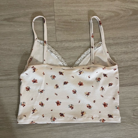 Cotton On Floral Crop Top - Picture 2 of 3
